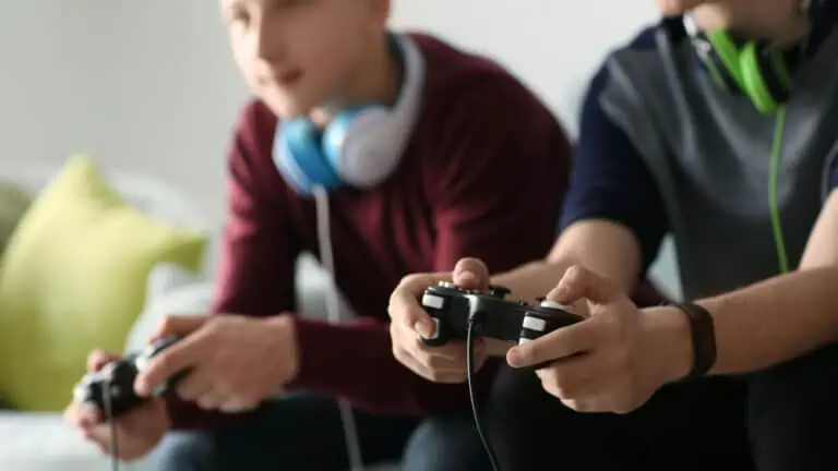 Gaming shutterstock 1176828529 1920