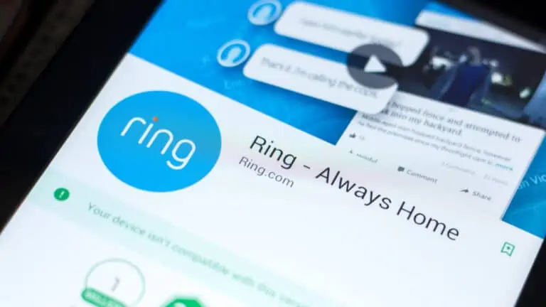 Ring App Quelle Sharaf Maksumov Shutterstock.com 1085542424