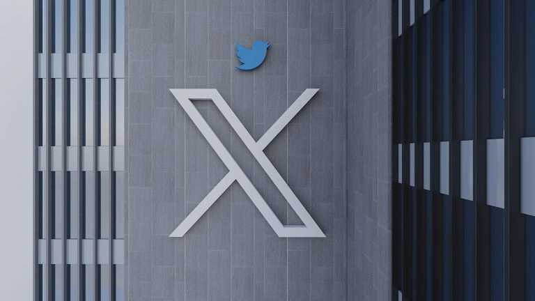 X Twitter Alexuans Shutterstock 2337317925 1920